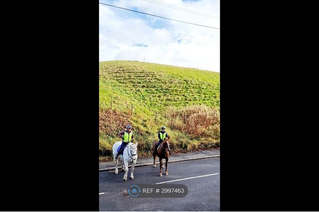 Edgeside Lane, Rossendale photo 2