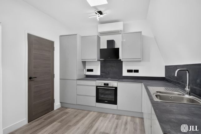 Flat 8, 1, Southern Road, London photo 4