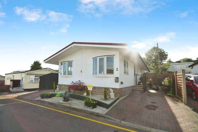 2-bed bungalow on 14, Sunningdale Park, Derbyshire, £220,000