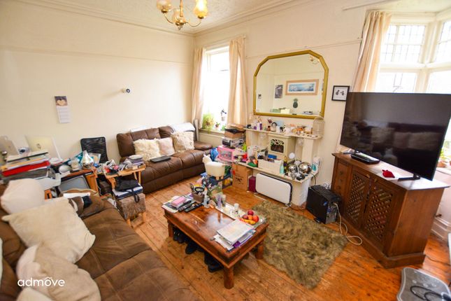 298 Manchester Road, Altrincham photo 3