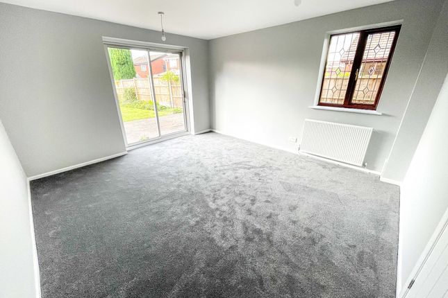 17 Junction Road, Stourbridge photo 2