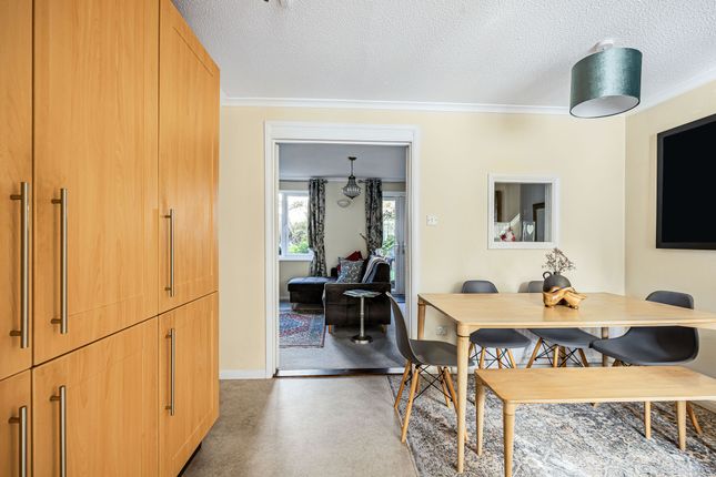 90 Greys Hill, Henley-On-Thames photo 4