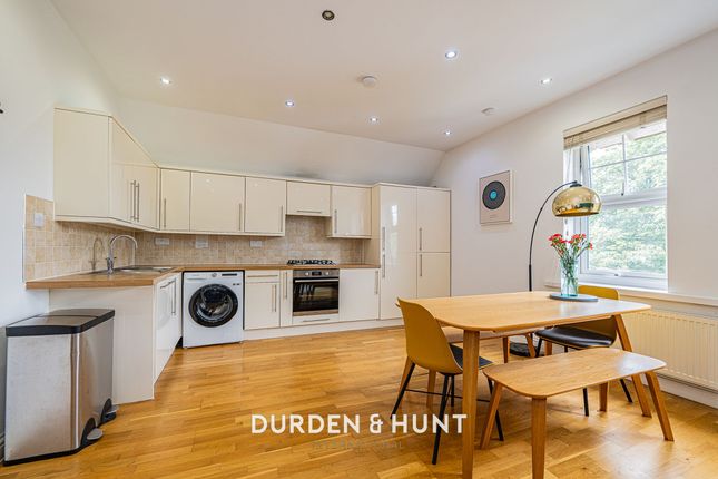 Flat 5, 20 Hermon Hill, London photo 4