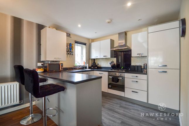 28 Easton Drive, Sittingbourne photo 4