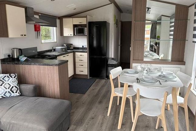 2-bed caravan on Appletree Country Park, Hubbert's Bridge, Boston, £29,995