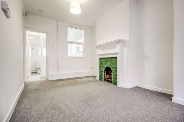 10 Andover Street, Swindon photo 4