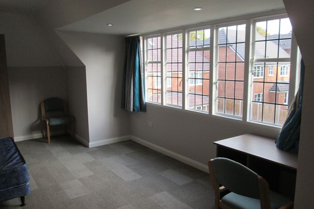 Room to rent in Weoley Park Road, Selly Oak, Birmingham B29