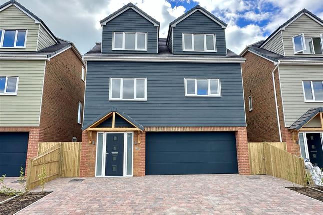 15, Amsterdam Way, St. Leonards-On-Sea photo 3