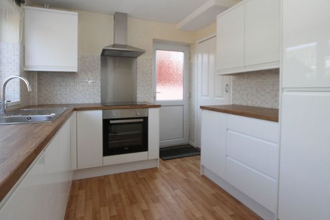 Homes To Let In Hollyman Walk Clevedon Bs21 Rent Property