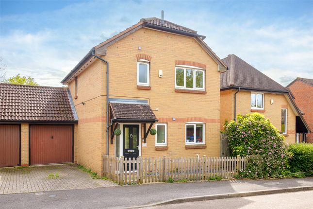 Detached house for sale in Portia Grove, Warfield, Bracknell, Berkshire