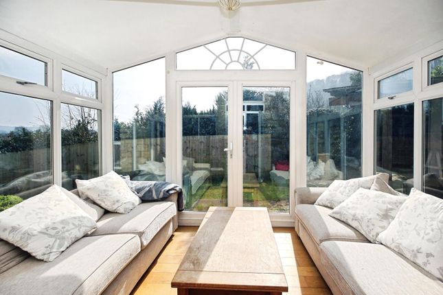 2, Dursley Road, Dursley photo 4