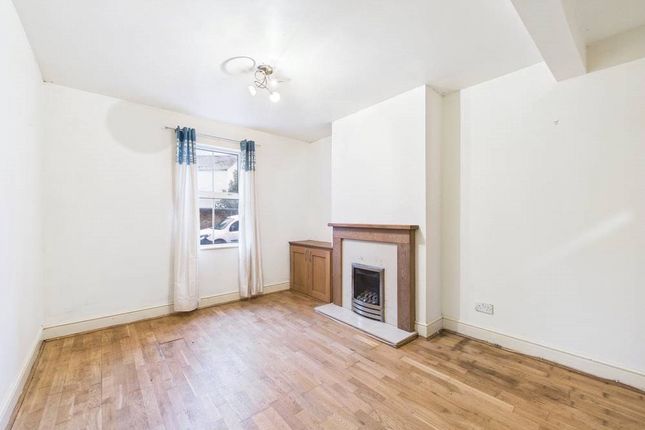 8, Salisbury Road, Gloucestershire photo 2