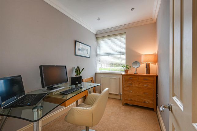 Flat for sale in Newcastle Road, Congleton