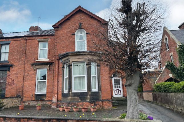 Thumbnail Flat to rent in 26 Gladstone Road, Chesterfield, Derbyshire