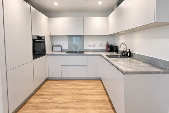 3 Station Place, Kings Road, Brentwood photo 3