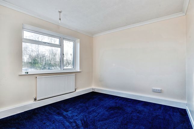 Flat for sale in Charminster Close, Swindon, Wiltshire