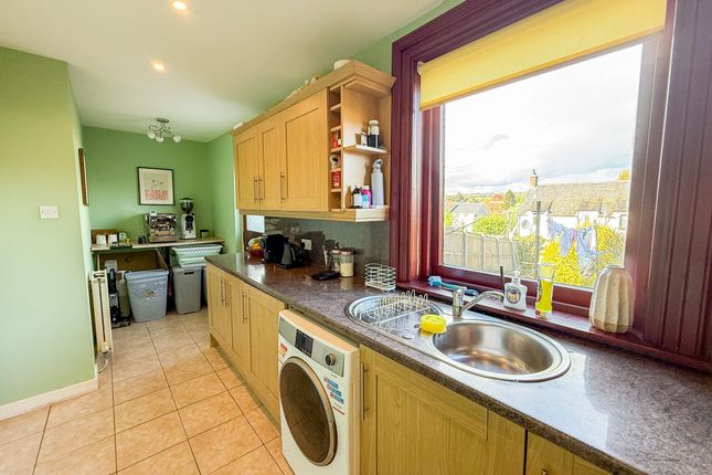 14, Queens Avenue, Blairgowrie photo 2