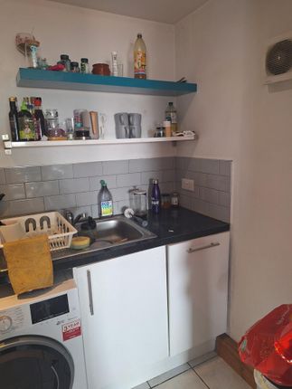 Flat 9  Jubilee, 9, Jubilee House, Cardiff photo 4