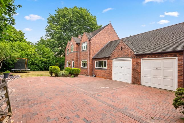 22, Beech Farm Croft, Birmingham photo 2