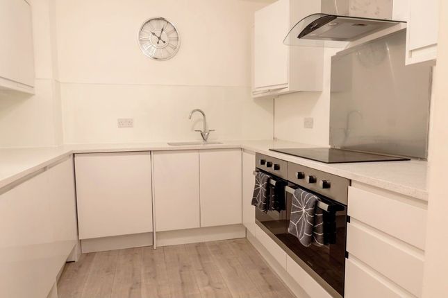Flat to rent in Vauxhall Road, Liverpool