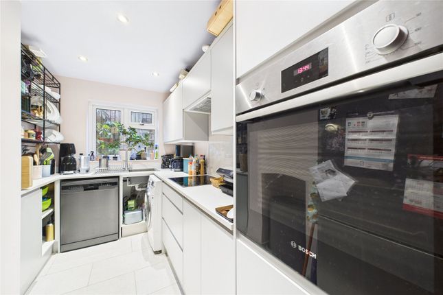 338, Kennet Side, Reading photo 2