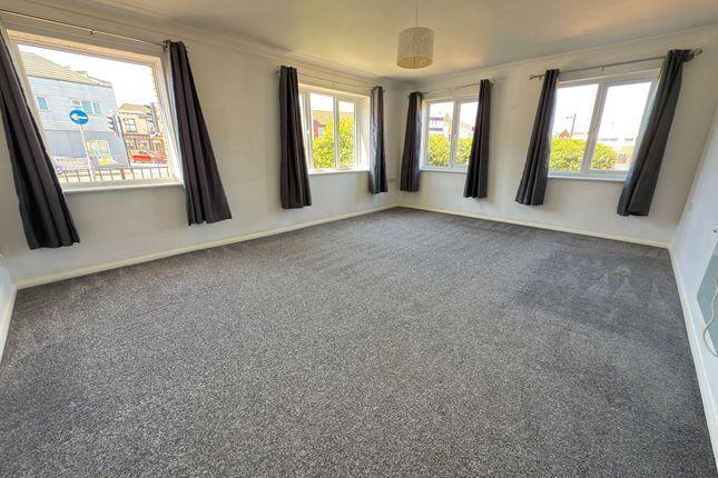 8 Bartons Court, Forton Road, GOSPORT photo 3