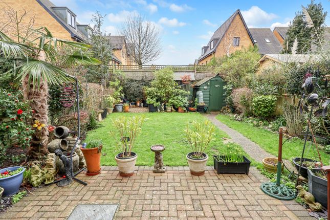 62, Selbourne Avenue, Surbiton photo 4