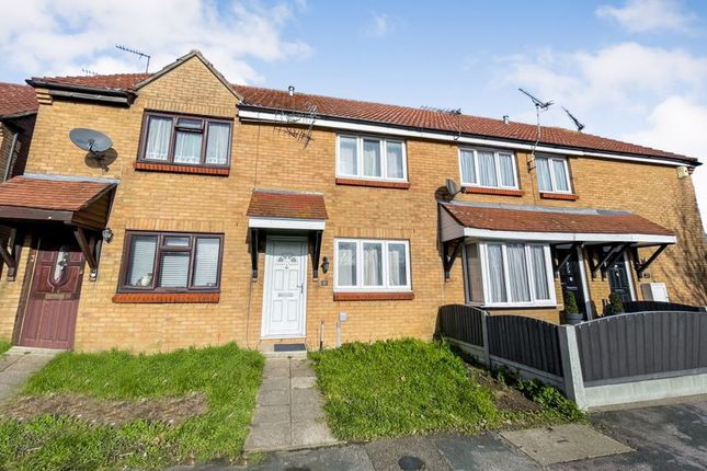 Thumbnail Terraced house to rent in Chapel Close, Grays, Essex