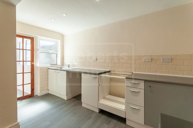 28 Heol Maes Y Dre, Swansea photo 4