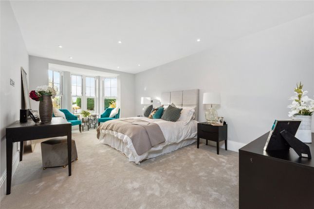 Thumbnail Flat for sale in Maytree Court, Camlet Way, Hadley Wood, Hertfordshire