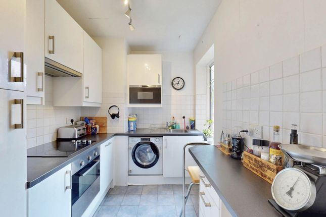 18 Highcroft, North Hill, London photo 3