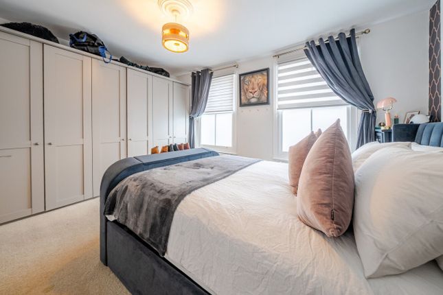 190, Battersea Bridge Road, London photo 4
