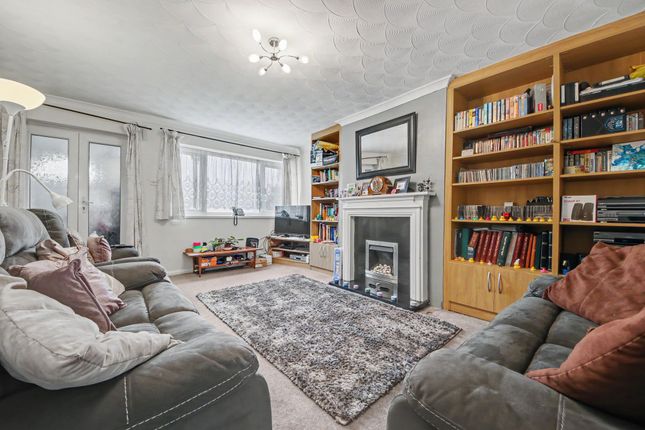 17 Alpine Close, Southampton photo 2
