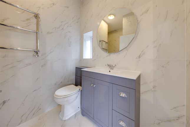 En Suite Shower