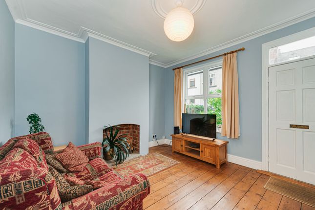 97 Cliffefield Road, Sheffield photo 3