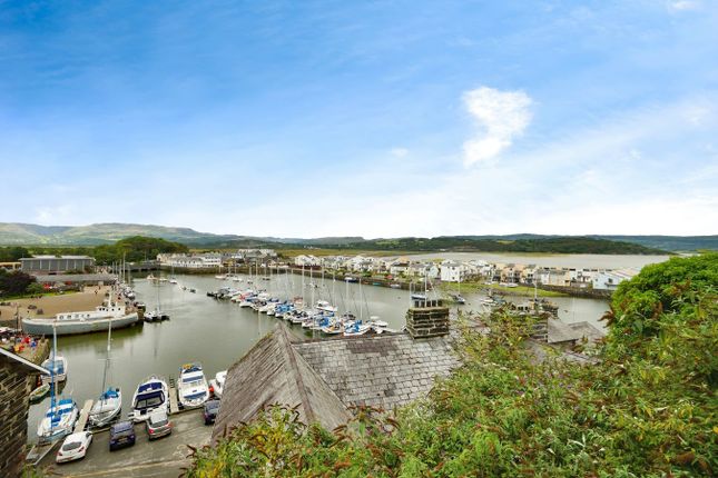 8, Roche Terrace, Porthmadog photo 2