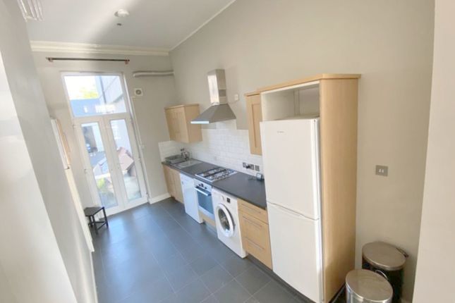 Flat to rent in Mansfield Road, Sherwood, Nottingham