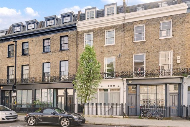 Thumbnail Flat for sale in Murray Street, London