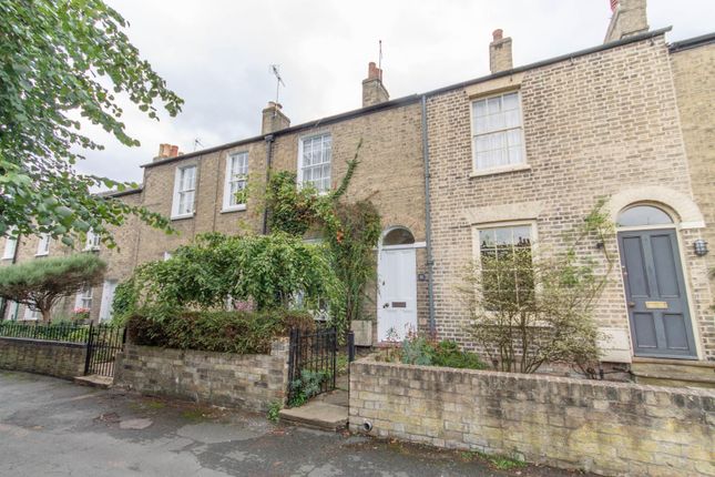 Thumbnail Terraced house to rent in Ferry Path, Cambridge