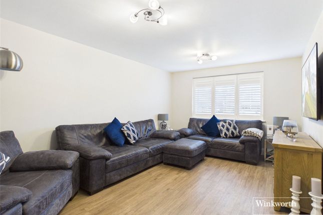 24, Stoneham Park, Reading photo 3