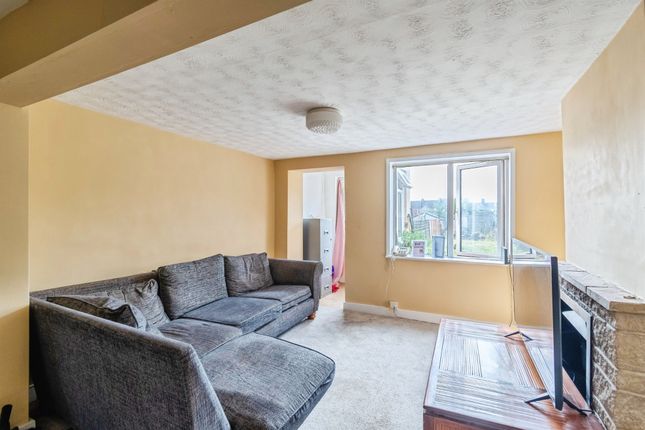 11, Surrey Place, TROWBRIDGE photo 3