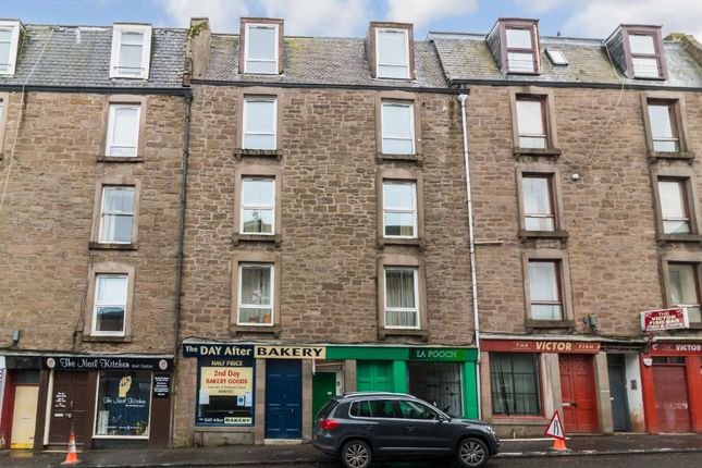 Flat to rent in Blackness Road, West End, Dundee