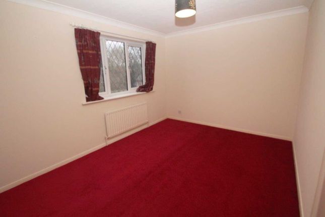 75, Hunters Oak, Hemel Hempstead photo 4