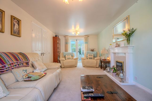 20, Clos Nanteos, Cardiff photo 3