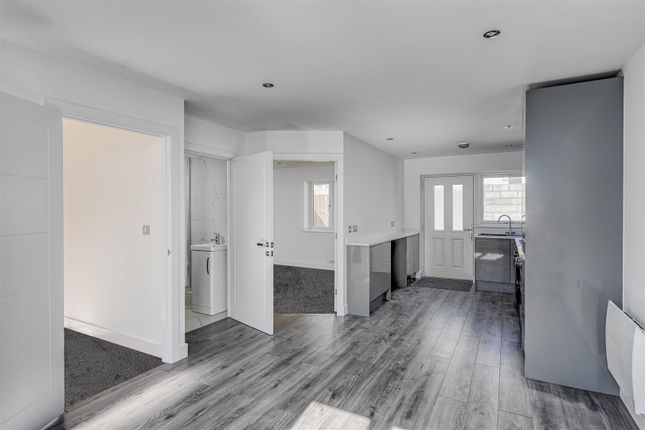 5, Justice Place, Withernsea photo 2