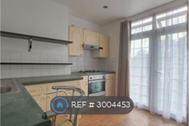 Ground Floor Flat, Standard Road, Hounslow photo 4