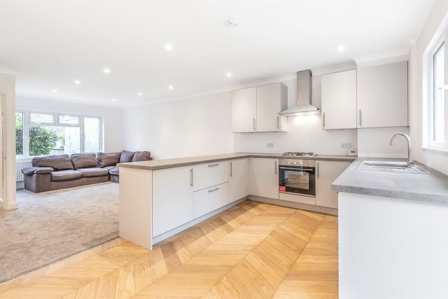 Thumbnail Property for sale in Southmead Road, London
