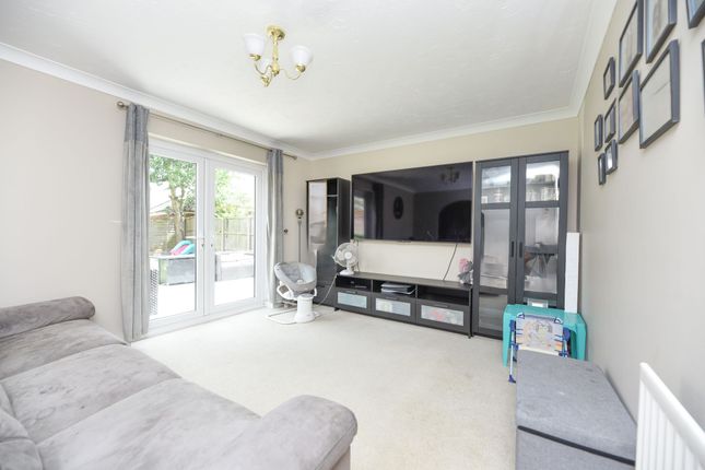 3 Oak Drive, Huntingdon photo 2