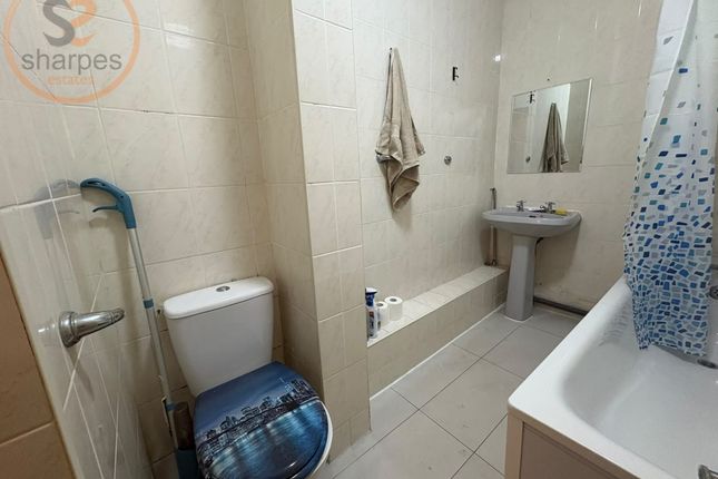 Copy of Flat 5, South Norwood photo 5
