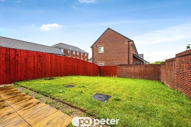 45, CARDIFF photo 5